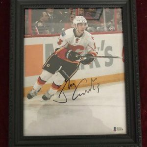 FRAMED NHL CALGARY FLAMES BECKETT CERTIFIED COA Auto Photo JOHNNY GAUDREAU